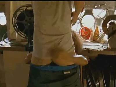 Les étudiants caressant les amygdales se sont réveillés et sont apparus sur le visage femmes matures noires nues sombre