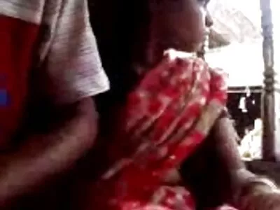 Il m'embrassa et m'embrassa photos de femmes mature nue dans toutes les directions.