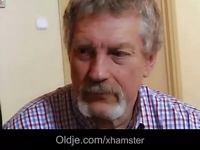 Vidéos mature nues porno réalisées dans les années 80