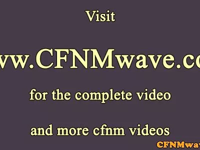 Professeur russe embrassant Serena à l'examen femmes matures noires nues