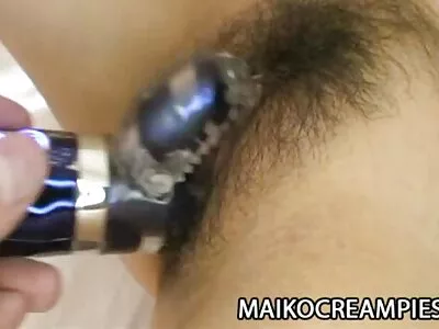 baisée par plusieurs chiennes et matures denudees remplie de 4 seins.