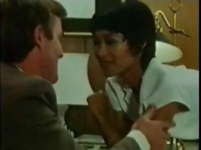 Vilaine fille vient voir matures seins nus son copain pour lui demander un orgasme fort