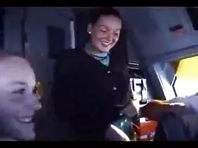 Bas érotiques femme d'âge moyen avec chatte humide entre blonde mature nue les jambes