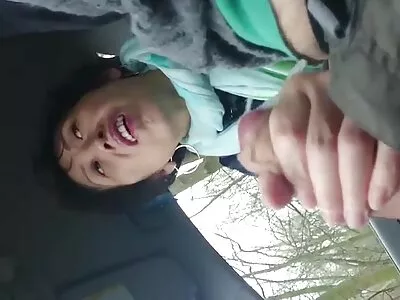 Fille russe aux gros blondes matures nues seins baise avec un professeur.