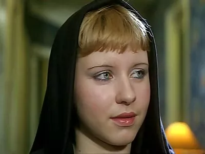 Une fille avec un gros bisou dans le cul avec un ami femme nue 50 ans