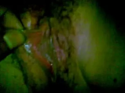 L'homme lèche l'amant de chat femme nue 50 ans et baise la beauté avec un baiser